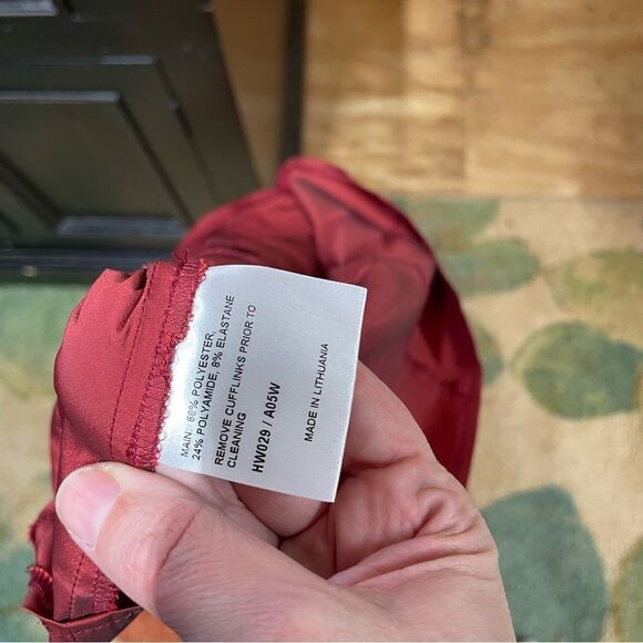 Karen Millen Exaggerated V-Neck Smocked Popover Top - Picture 8 of 8